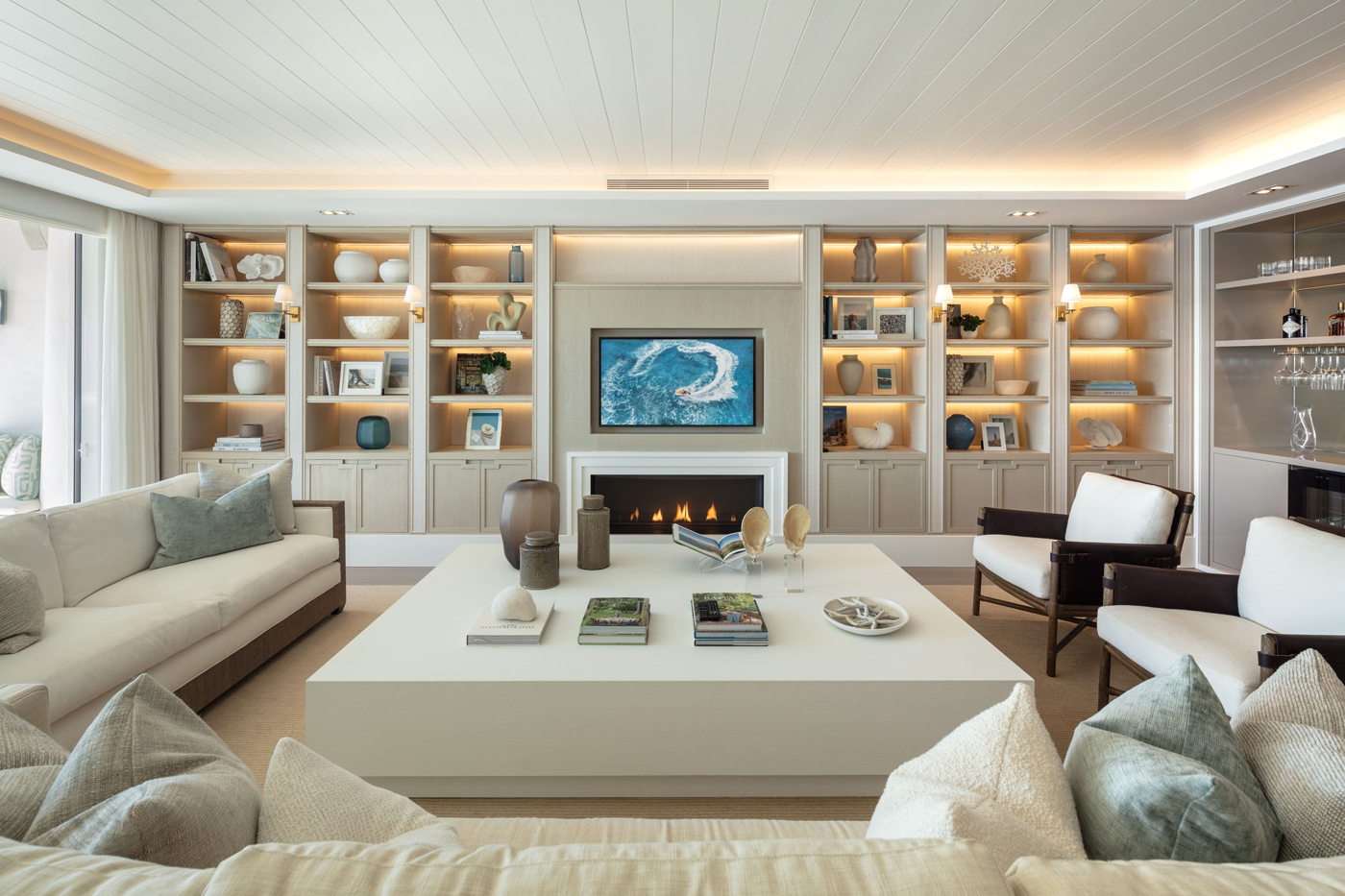 Luxury and comfy white living room